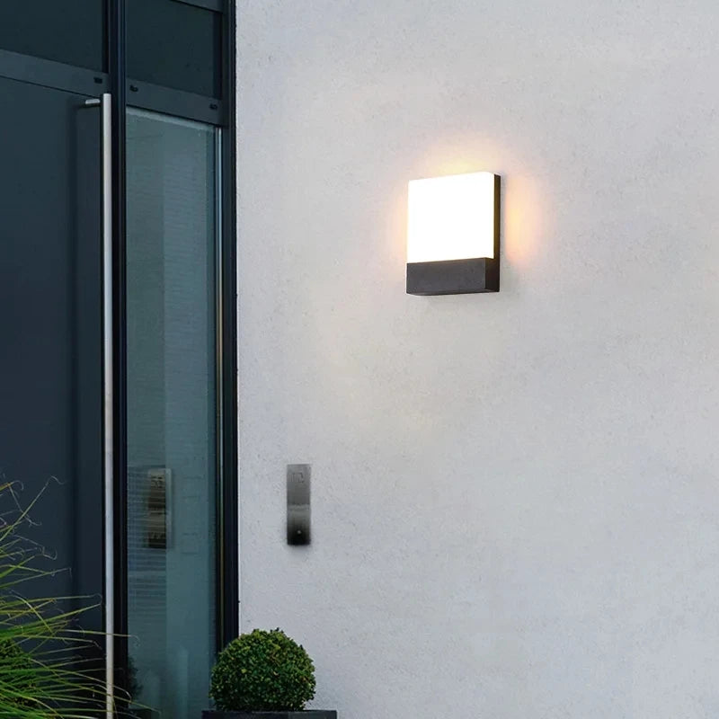 Arandela Externa Ultra Brilhante TG