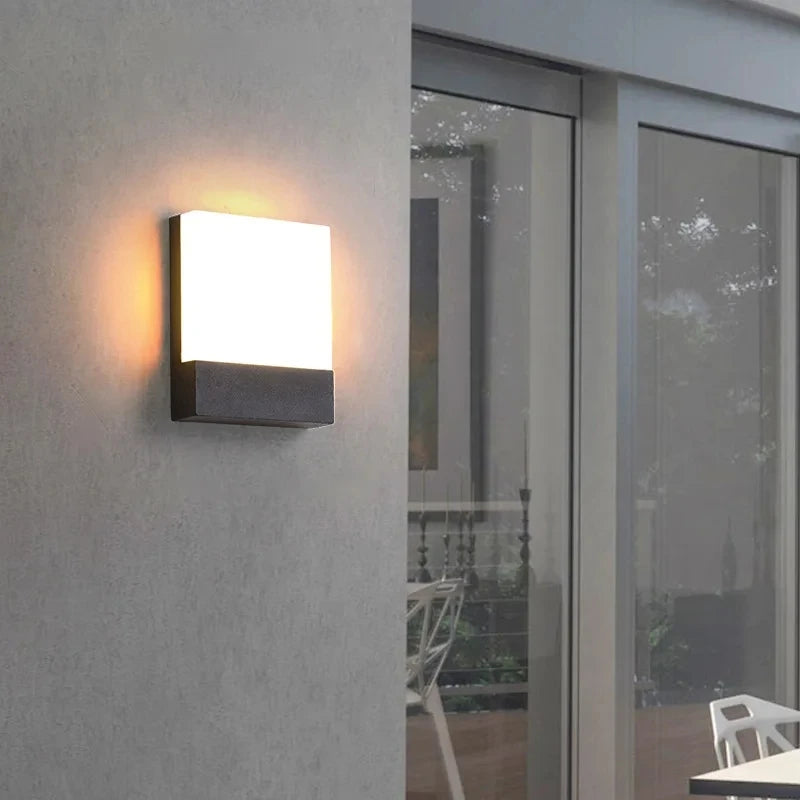 Arandela Externa Ultra Brilhante TG